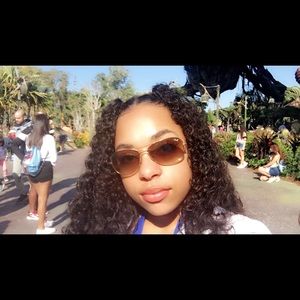 Meet your Posher, Ashlynn